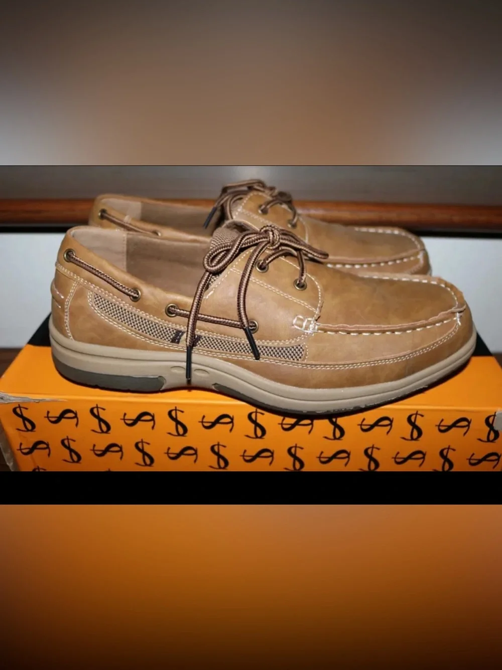 Men's Tan's by Tansmith Boat Deck Casual Shoes with Original Box - Size 8M
